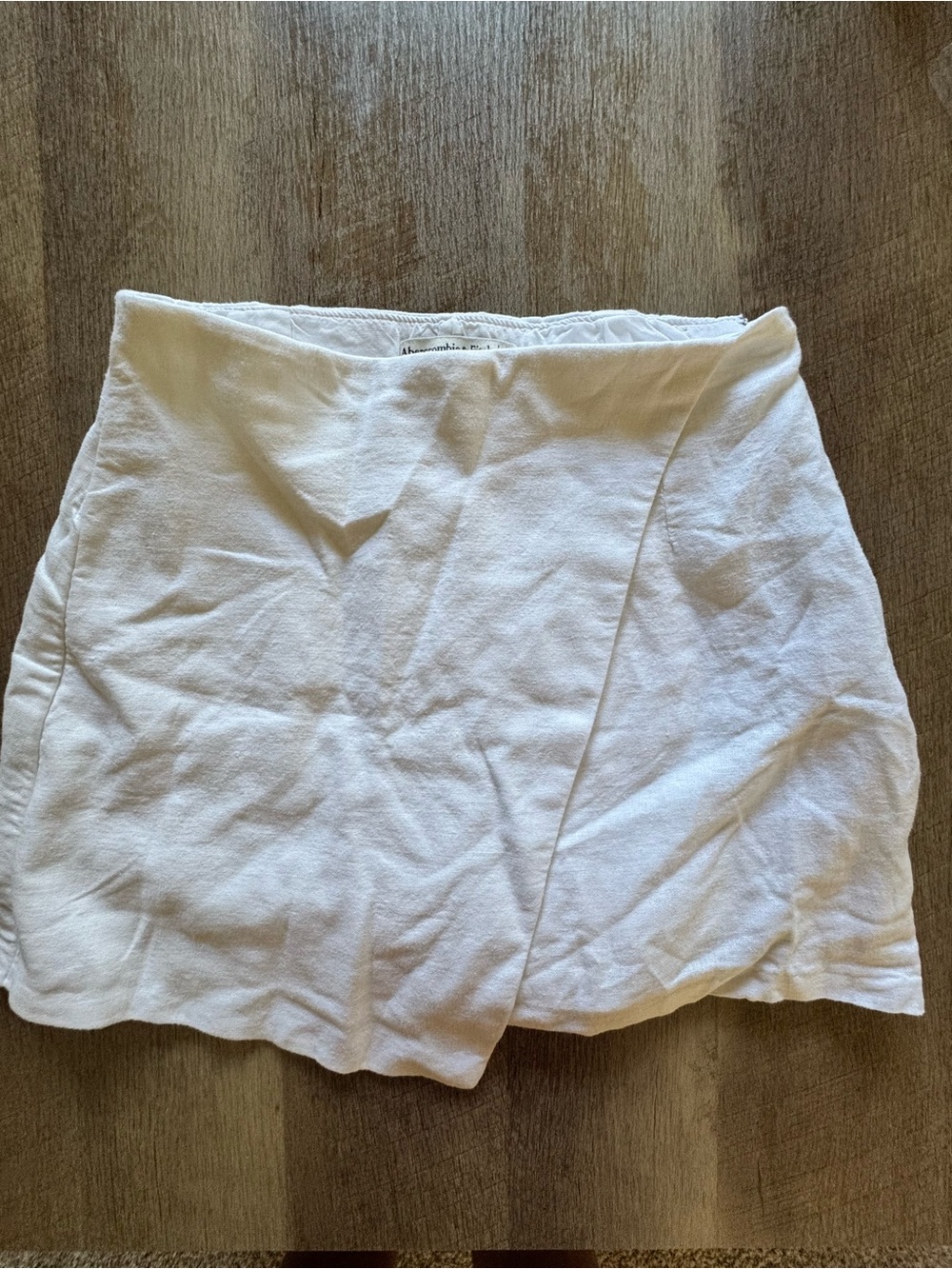 Abercrombie & Fitch White Wrap Skort